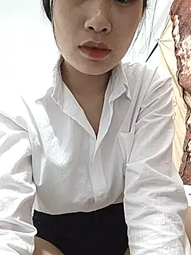 Emma-18t's Webcam Show