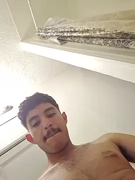 Pitudo2344k Webcam Show