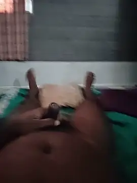 Maatraan's Webcam Show