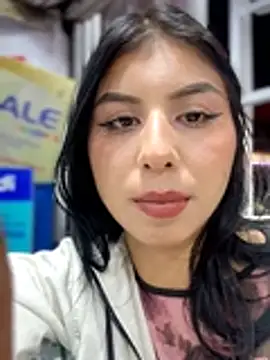 ariella_love_11 Adlı Modelin Web Kamerası Şovu