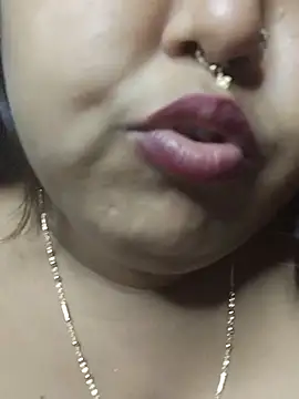 Sexy-Preety's Live XXX Chat