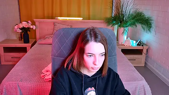 ElzaMadison Chat XXX live