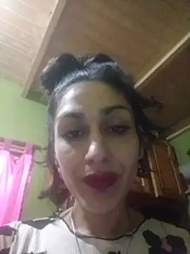 Luzbell97 Adlı Modelin Canlı XXX Sohbeti