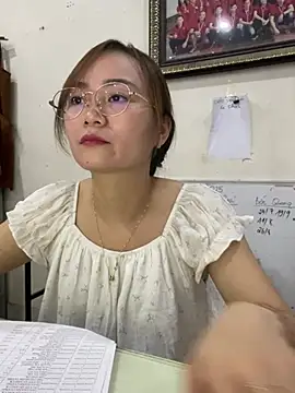 Lily_3324 网络视讯表  演