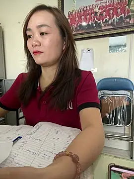 Lily_3324 网络视讯表演