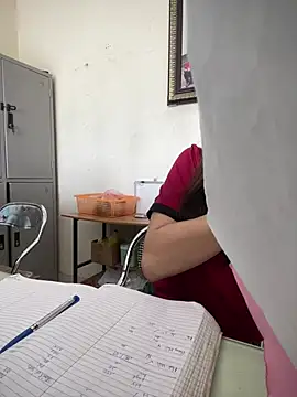 Lily_3324 现场XXX聊天