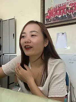 Lily_3324 网络视讯表演