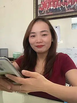 Lily_3324's Live XXX Chat