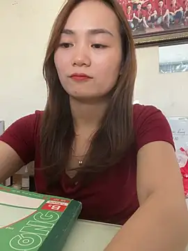 Lily_3324のウェブカメラショー
