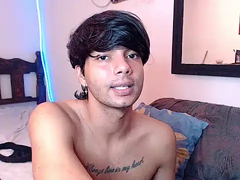 Masked_Player webcam show