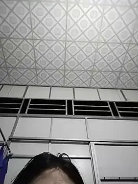 XXX chat uživo modela -Levy-