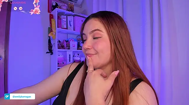 Živý XXX chat EmilyBarragan_