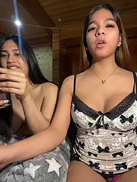 sluttycummer_juliana Pertunjukan Webcam