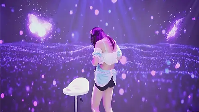 Show modela GuaiGuai616 na web-kameri