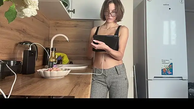 הופעת וובקאם של CharoletteBoesch