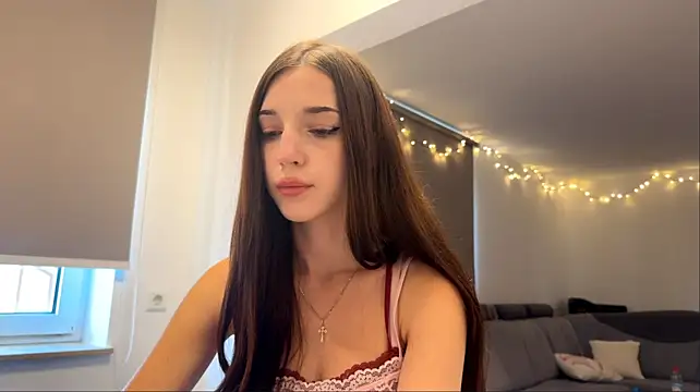 AntoninaErtle Chat XXX in diretta