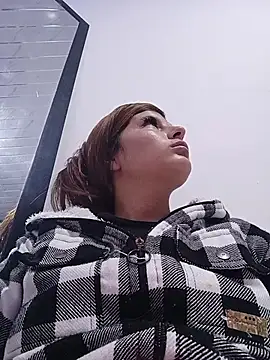 Nahomi-lovn Live XXX chat
