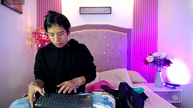 Zoe_Vexx webcam show