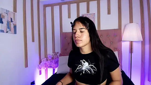 Zoe_Vexx Show in webcam