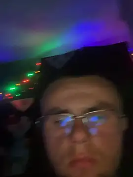 Aleks0001S Webcam-Show