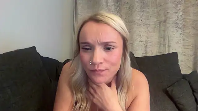 Živý XXX chat Seductive_SavannahX