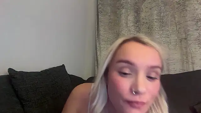Seductive_SavannahX Obrolan Langsung XXX