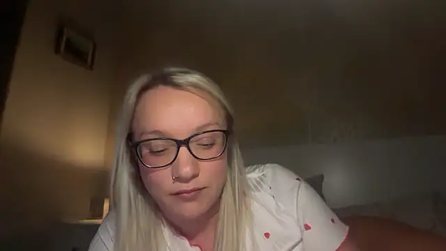 Seductive_SavannahX's Live XXX Chat