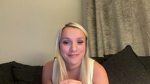 Seductive_SavannahX's Webcam Show