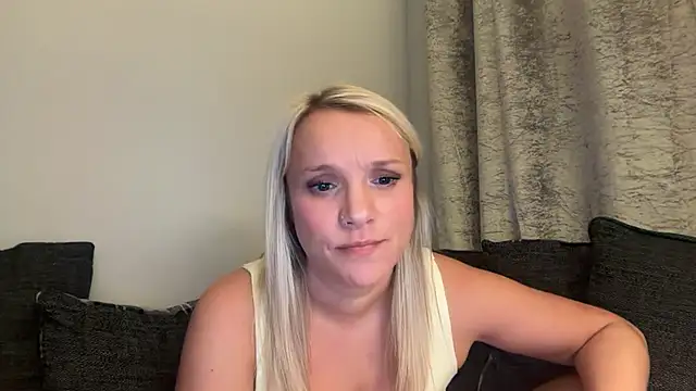 Seductive_SavannahX – Live XXX-chat