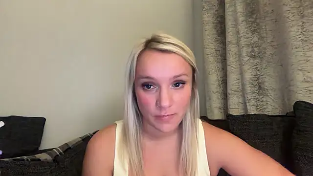Seductive_SavannahX Chat XXX in diretta