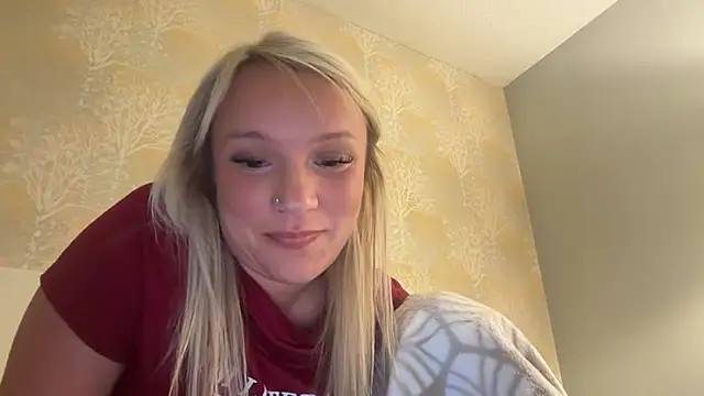 Seductive_SavannahX Adlı Modelin Web Kamerası Şovu