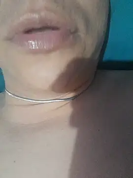 Show modela juancab1108 na web-kameri