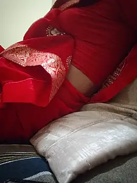 Couple-deshi35 লাইভ XXX চ্যাট