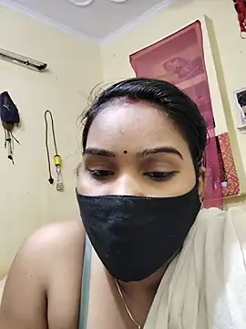Chat XXX en directo de Couple-deshi35
