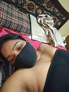 Couple-deshi35 Chat XXX in diretta