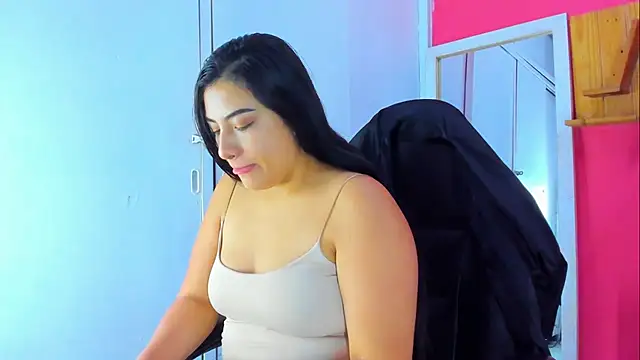 nezuko__chann_ Webcam show