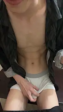 liuhang Show in webcam