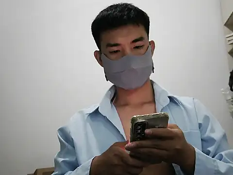 liuqi000 在線直播表演