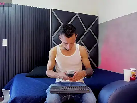 Evains_777 Webcam Show