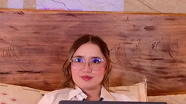 AmyBelle Chat XXX live