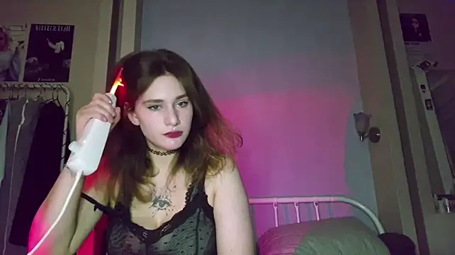 SingleSting Live XXX-Chat