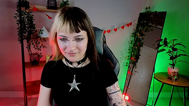 XXX chat uživo modela mymeow_miley