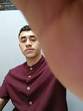 Cris-h's Webcam Show