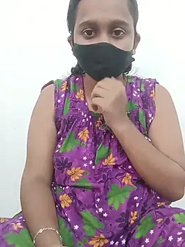 צ'אט XXX בשידור חי של sweetyswetha31