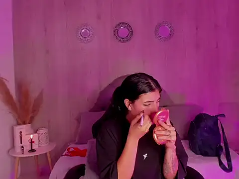 Chatroom XXX en direct de roxannalopez