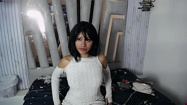 yiyi_cs' Webcam Show