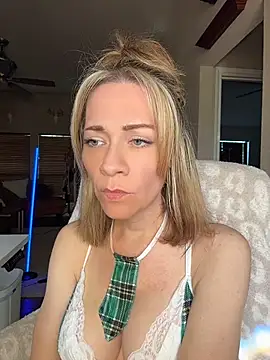 EdenDelilah1's Webcam Show