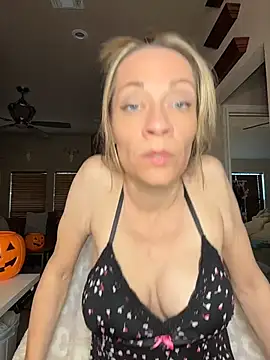 EdenDelilah1's Live XXX Chat