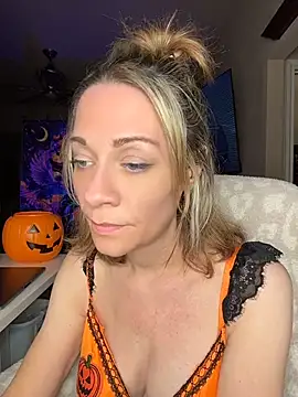 EdenDelilah1 Show in webcam