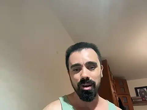 brunobra_ Show in webcam